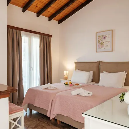 Kalamionas Studios &