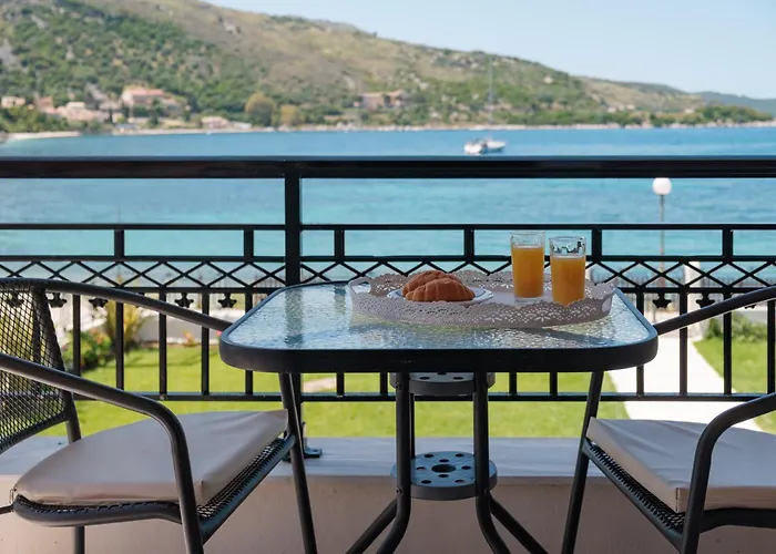 卡拉米奥纳斯公寓 *