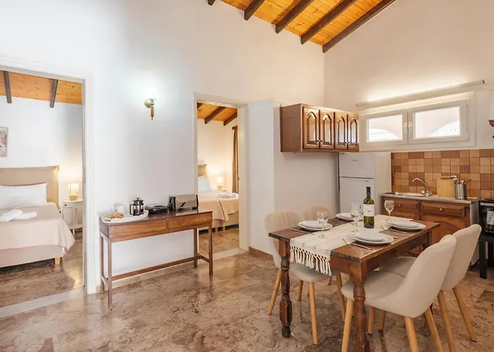 卡拉米奥纳斯公寓 *